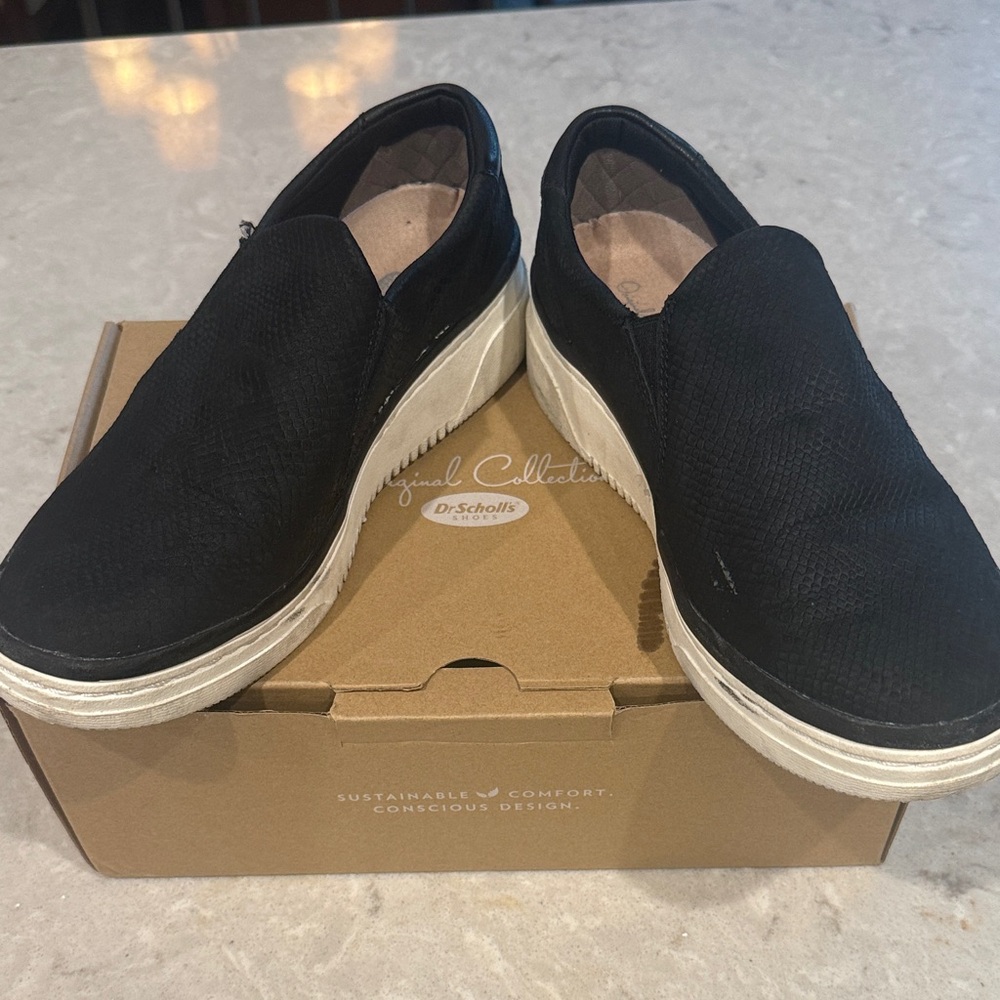 Dr. Scholl's women’s Black and White Slip-On Loafers
